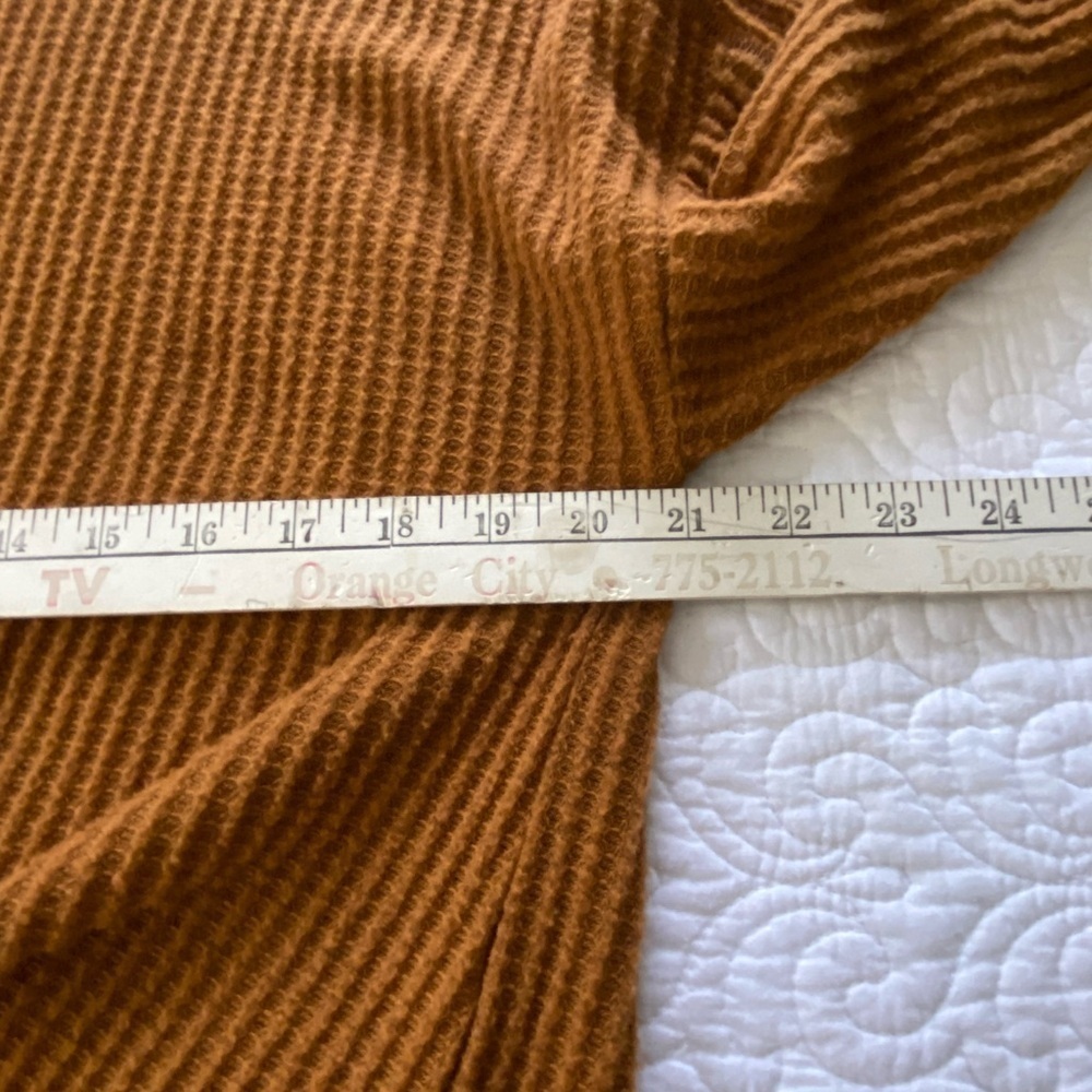 Mudd Waffle Knit Long Sleeve Knotted Front Cozy Chestnut Brown Top Size XL - Picture 11 of 12